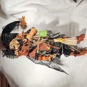 RAZ, Brand New, Halloween, orange & black Witchy, Fancy, Witch Doll Collection.
